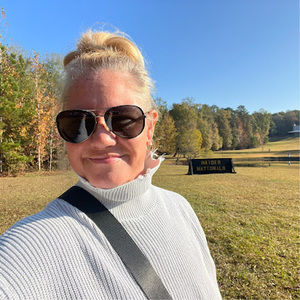 Meet your Posher, Rebekah